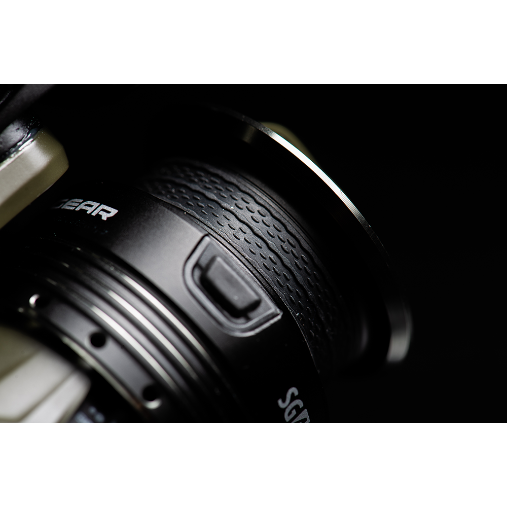 Savage Gear naviják SG4AG 3000 FD 6+1