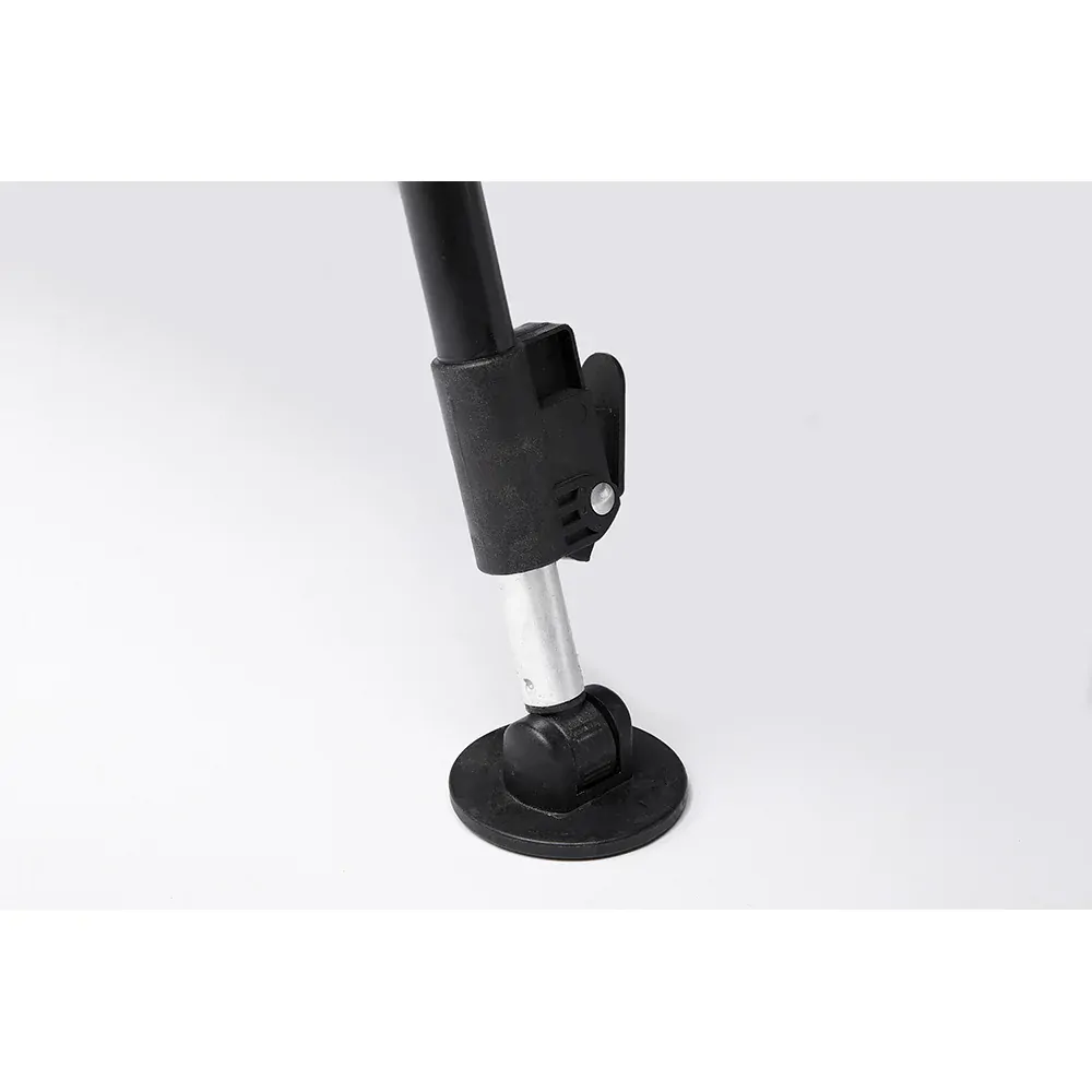 Prologic lehátko Avenger Bedchair 8 leg 120kg
