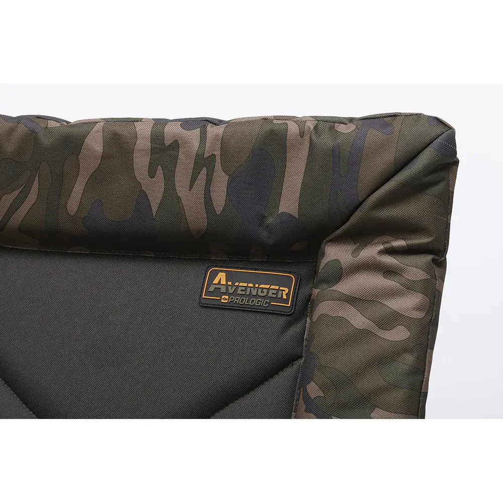 Prologic křeslo Avenger Comfort Camo Chair W/Armrests & Covers